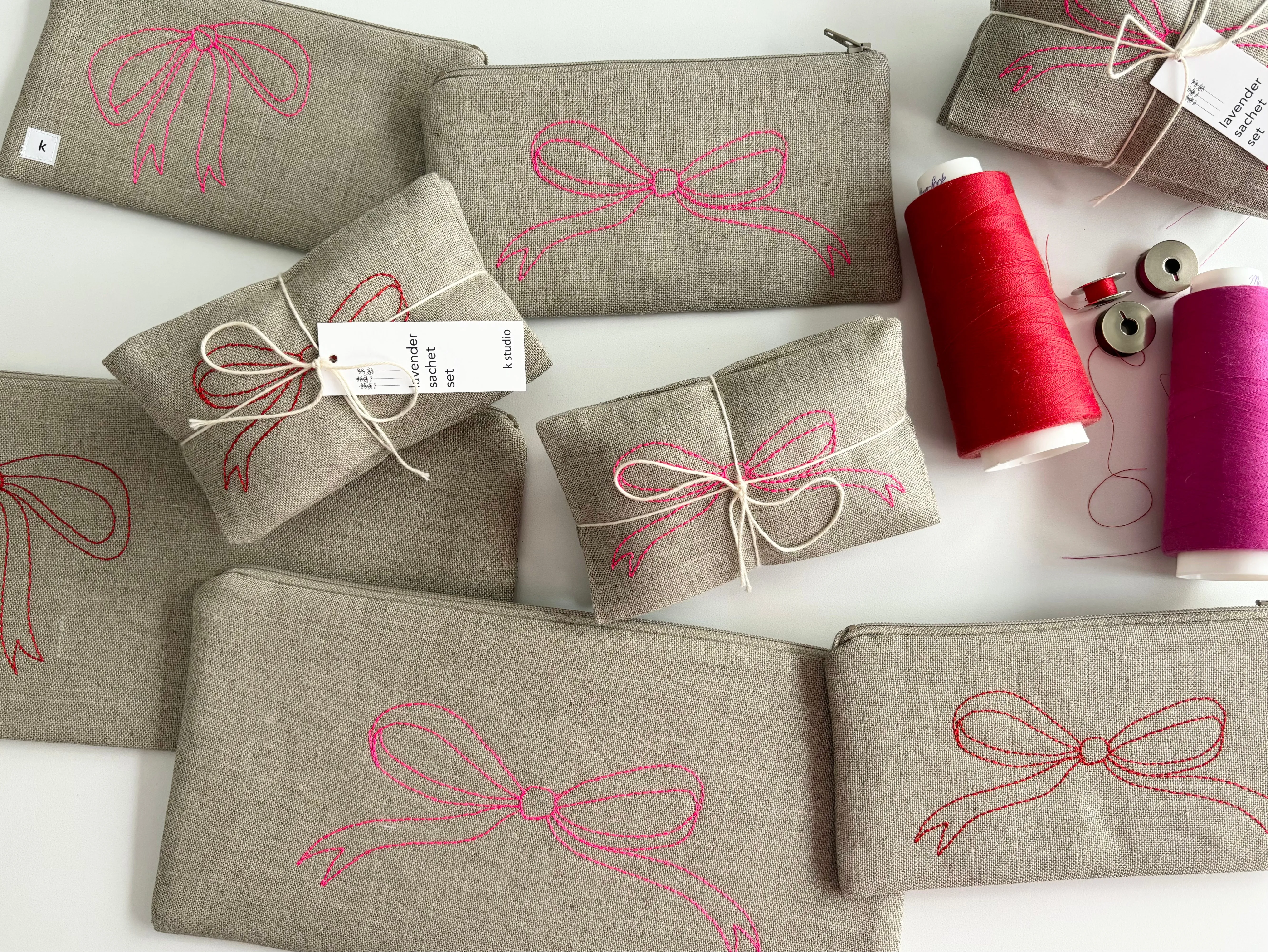 Bow Pouch, Red