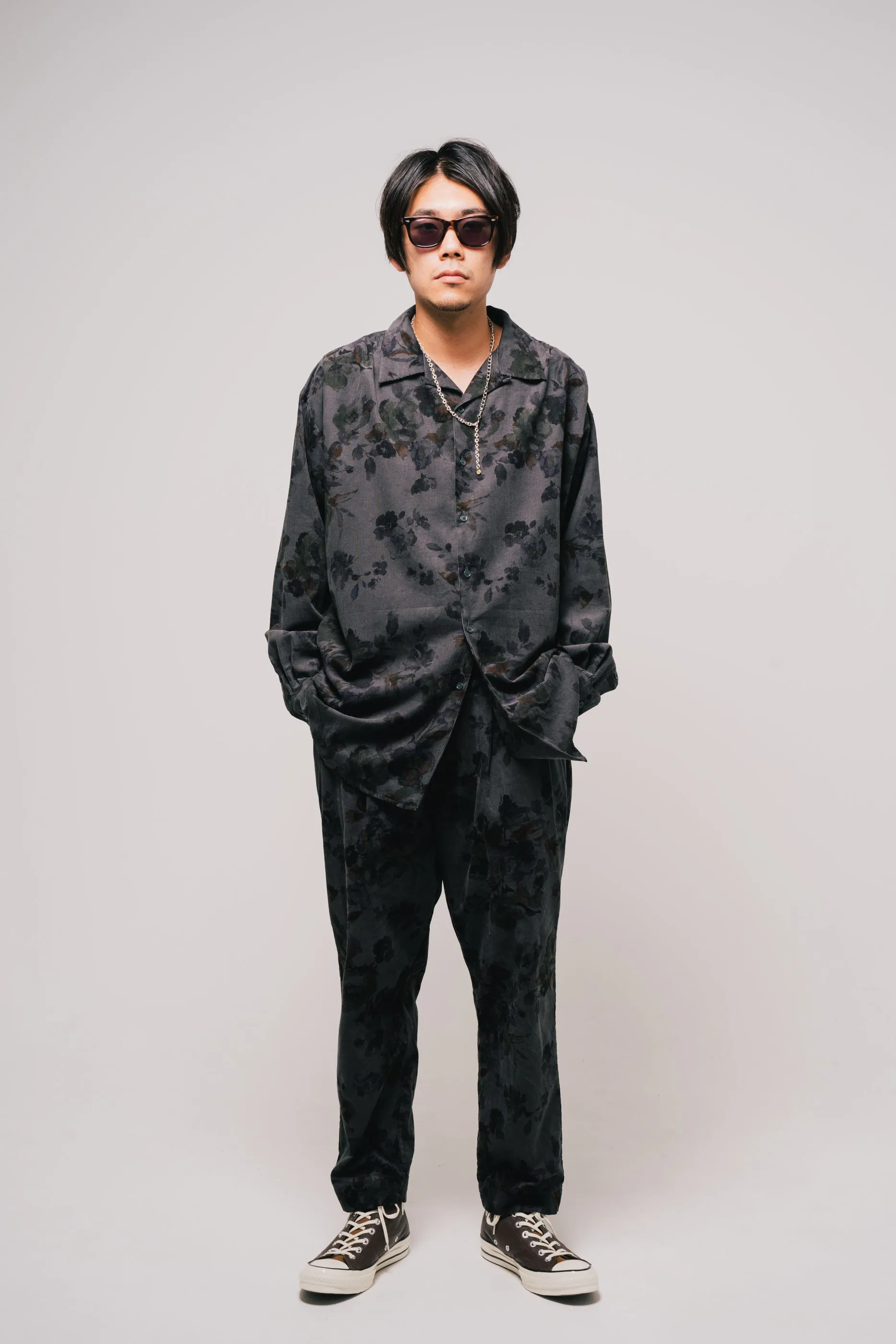 [新春SALE]EFFECTEN(エフェクテン) / corduroy tuck EZ pants