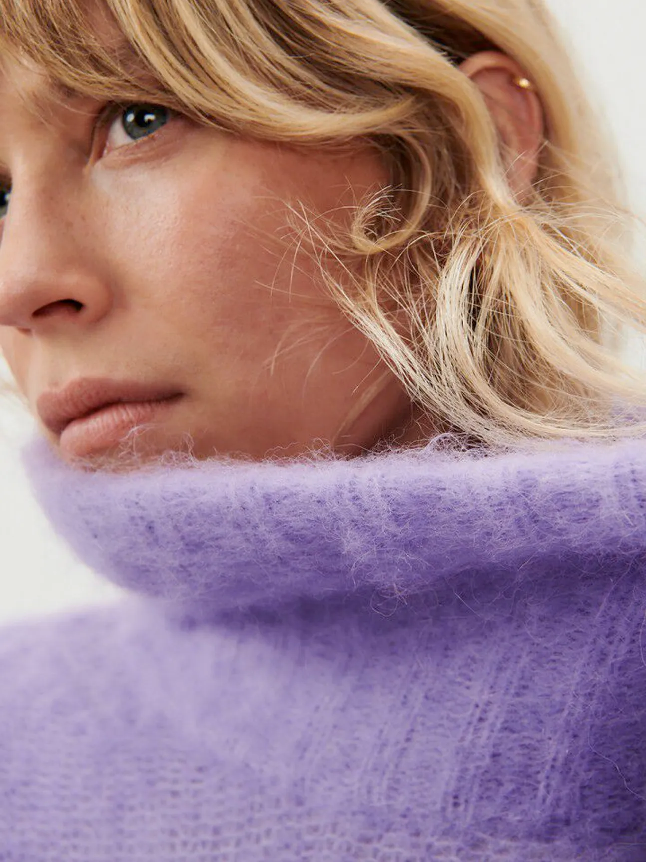 Tyji Rollneck Sweater in Mauve